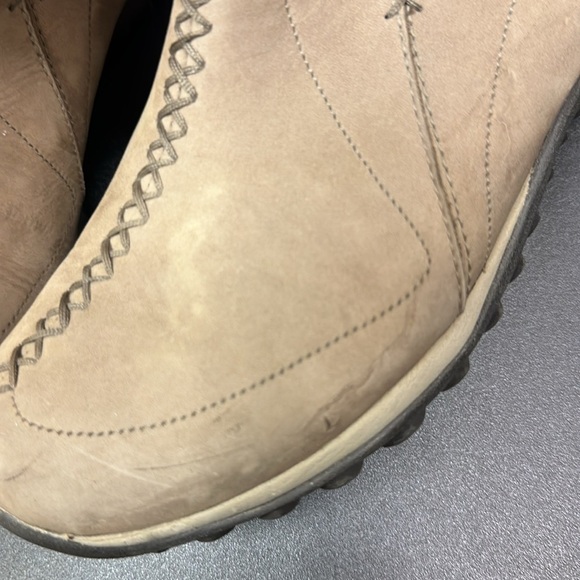 Sorel size 6.5 - Picture 9 of 12